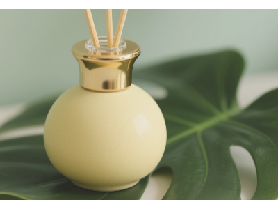香薰瓶工藝革新:灌封AB膠的關(guān)鍵作用與優(yōu)勢