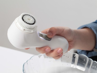 潔面儀電防膠方案，聚力牌膠水為粘接電器保駕護(hù)航