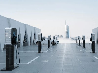 室外長(zhǎng)期工作的新能源充電樁品質(zhì)如何保障？充電樁密封膠不能少！
